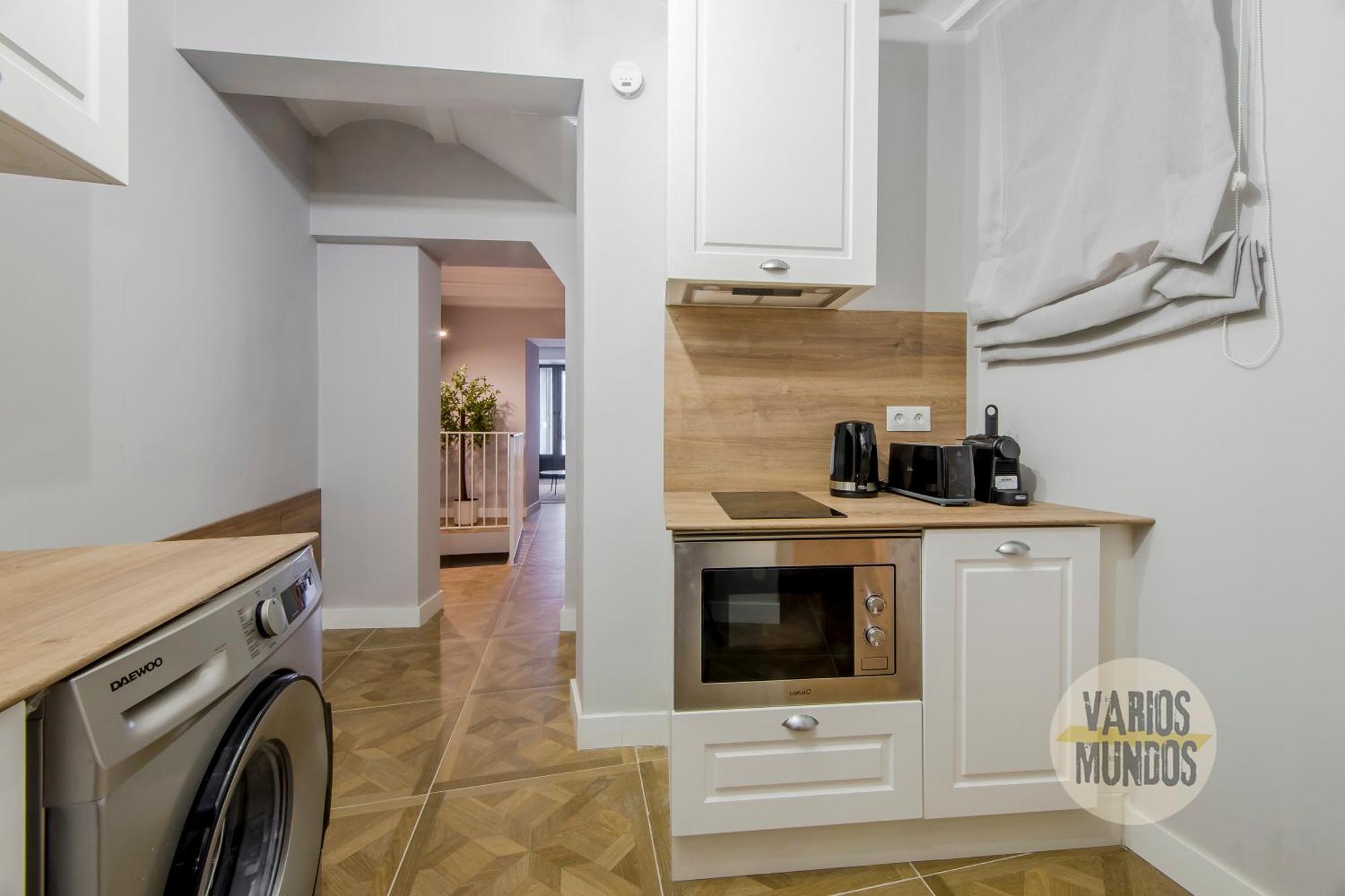 Confortable Apt Para 9Pax En El Centro De Madrid E3 Luaran gambar
